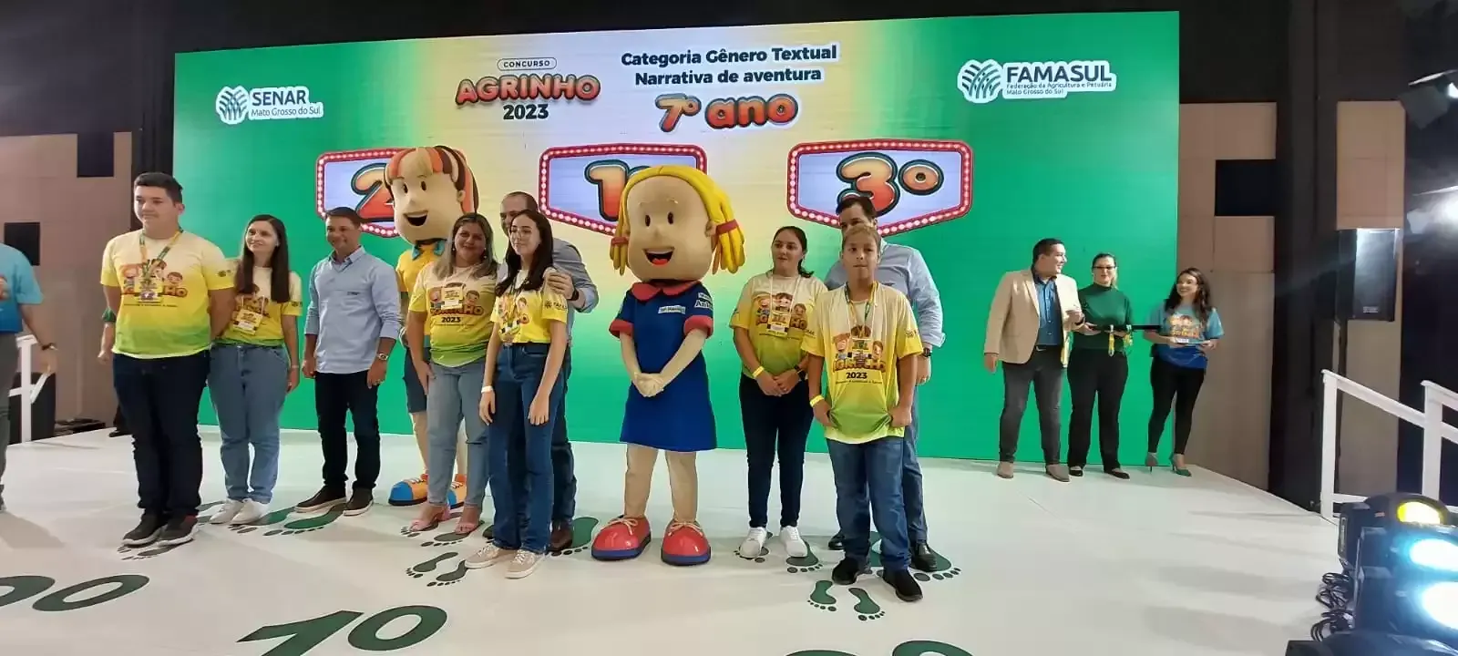 Imagem de compartilhamento para o artigo Aluna de escola municipal de Chapadão do Sul ganha prêmio da Famasul da MS Todo dia